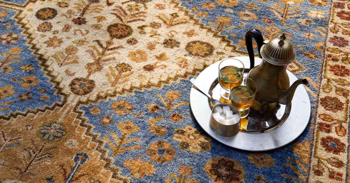 Layering Outdoor Rugs and Throws for a Cozy Picnic Setup