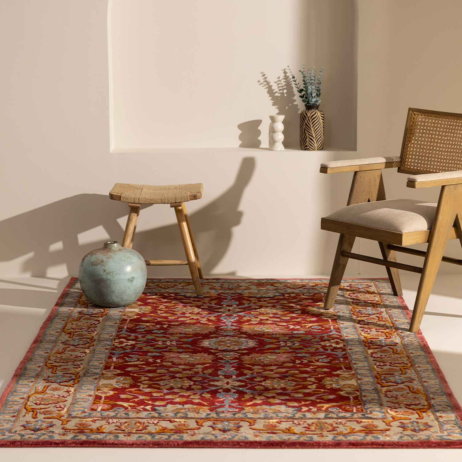 Mahin Hand Tufted Woollen And Viscose Rug