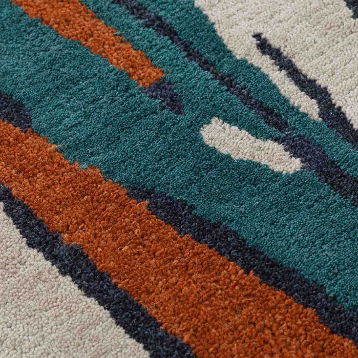 Ladu Hand Tufted Woollen Rug