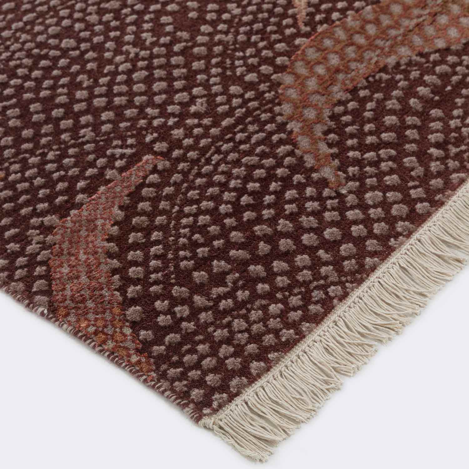 Udaan Hand Knotted Woollen And Viscose Rug