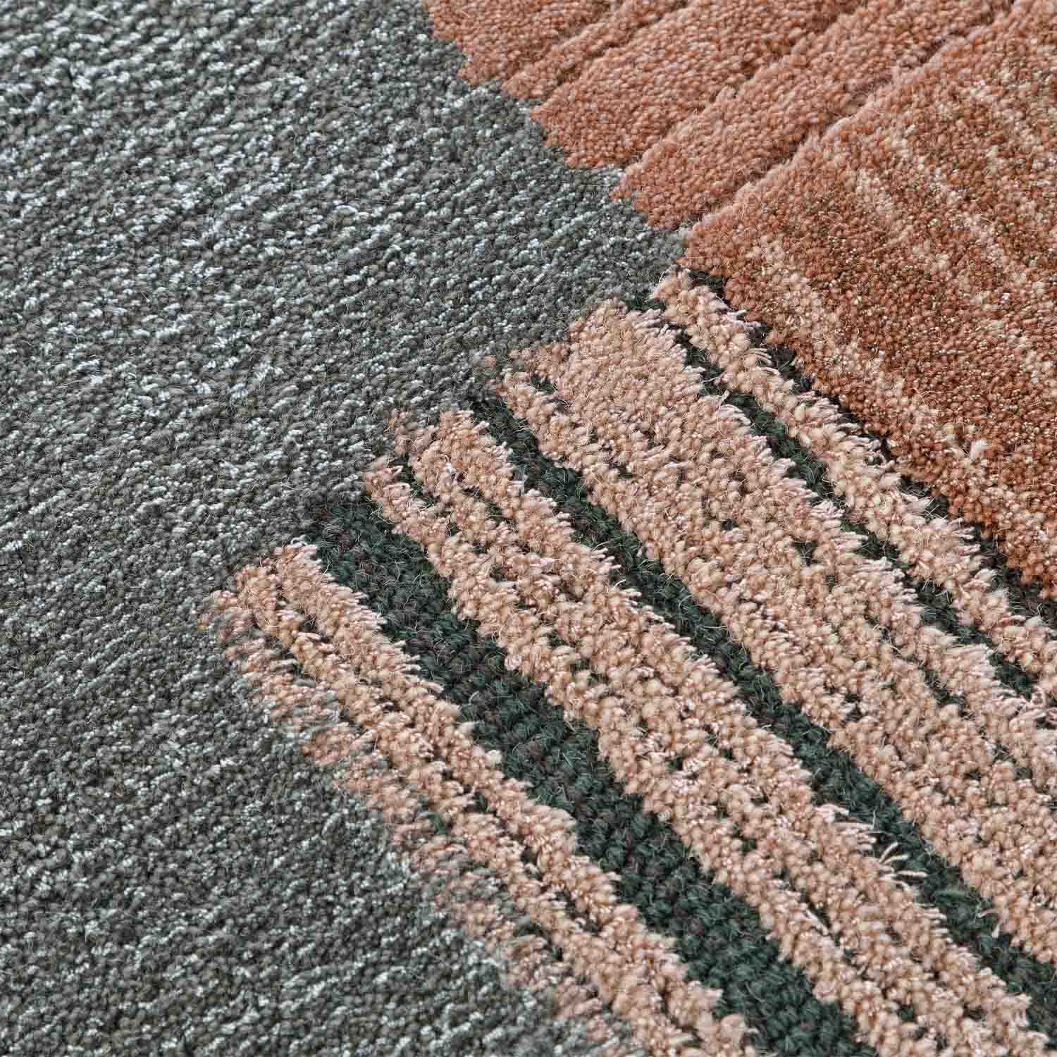 Tessel Hand Tufted Woollen And Viscose Rug
