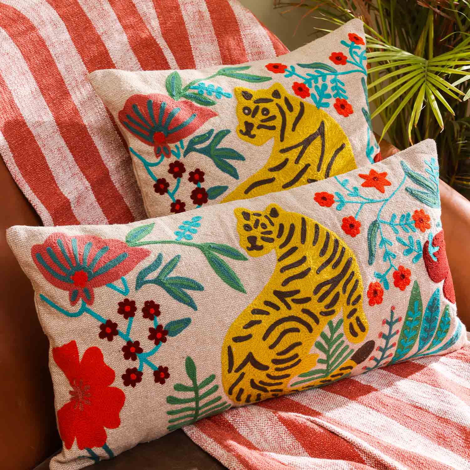 Lion Chambray Embroidered Cotton Slub Lumbar Cushion Cover