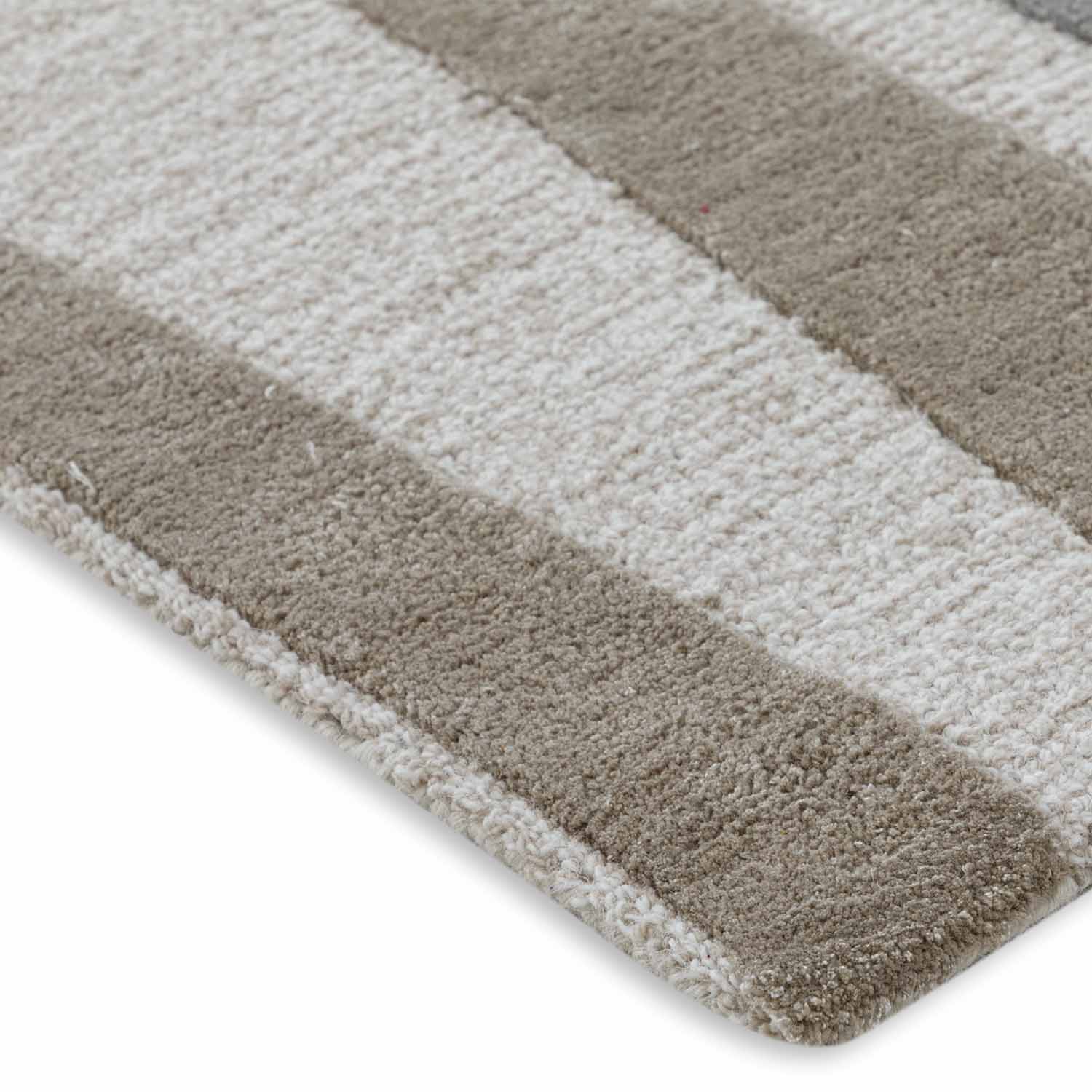 Makalani Hand Tufted Woollen And Viscose Rug