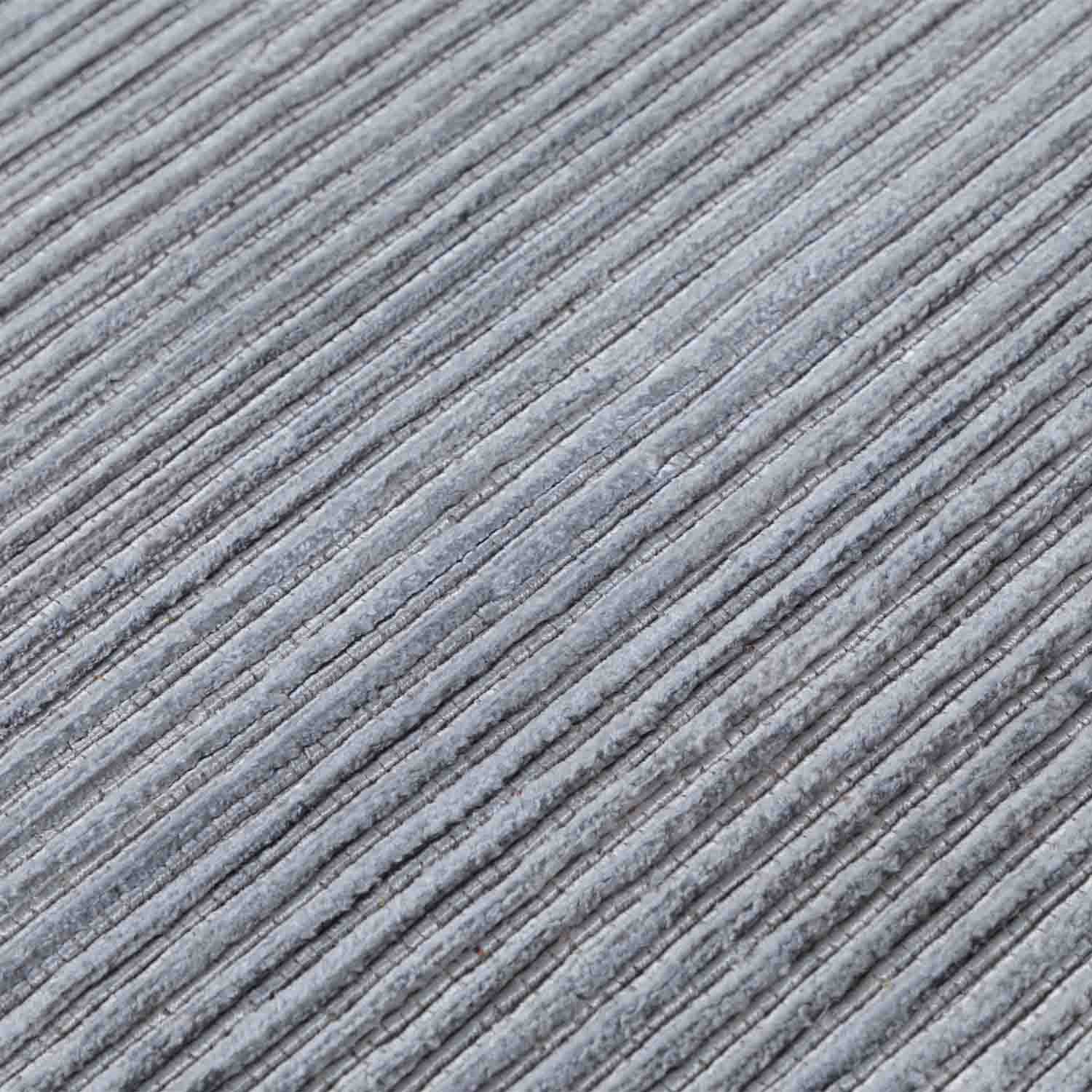 Verve Loom Knotted Banana Silk Rug