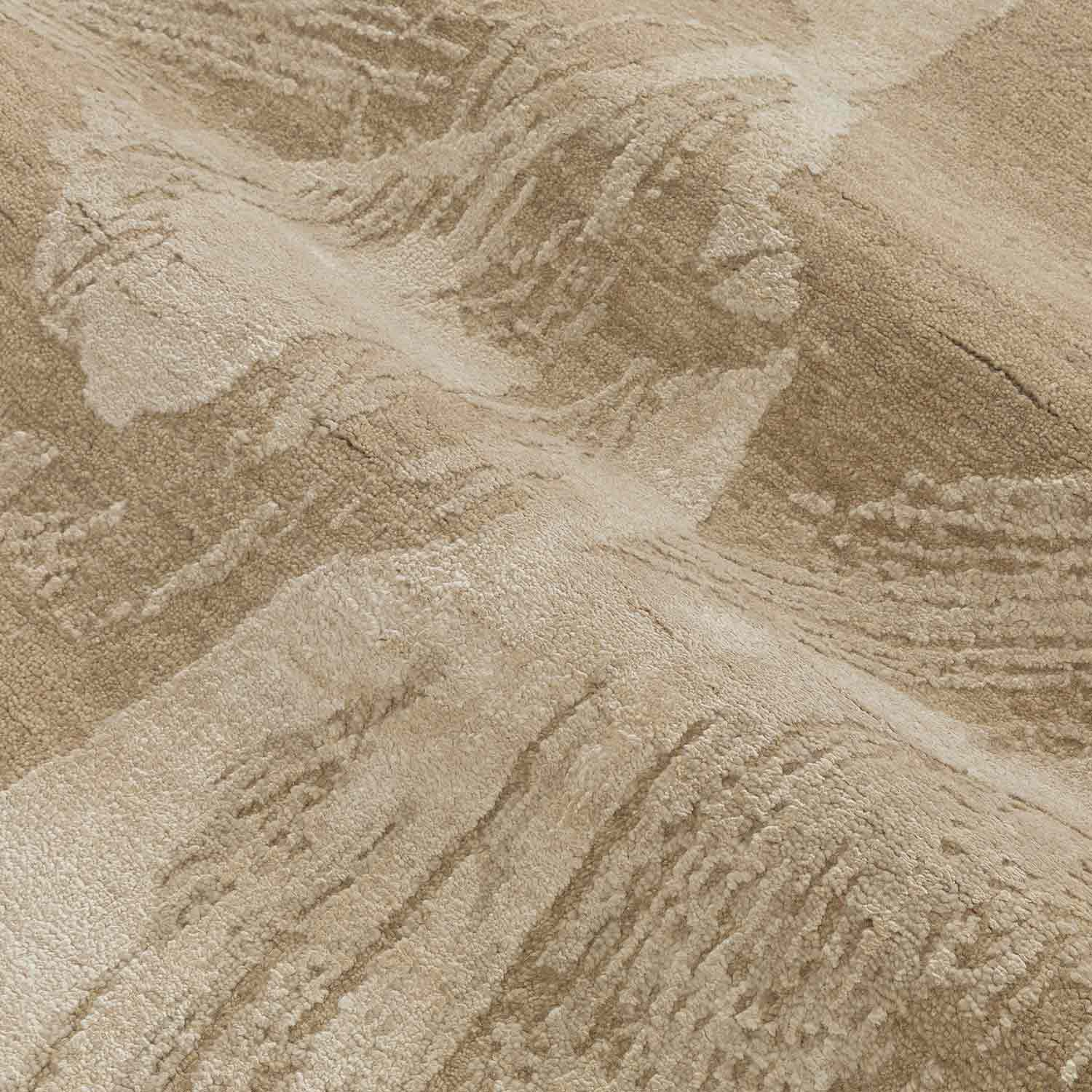 Dunip Hand Knotted Woollen And Bamboo Silk Rug