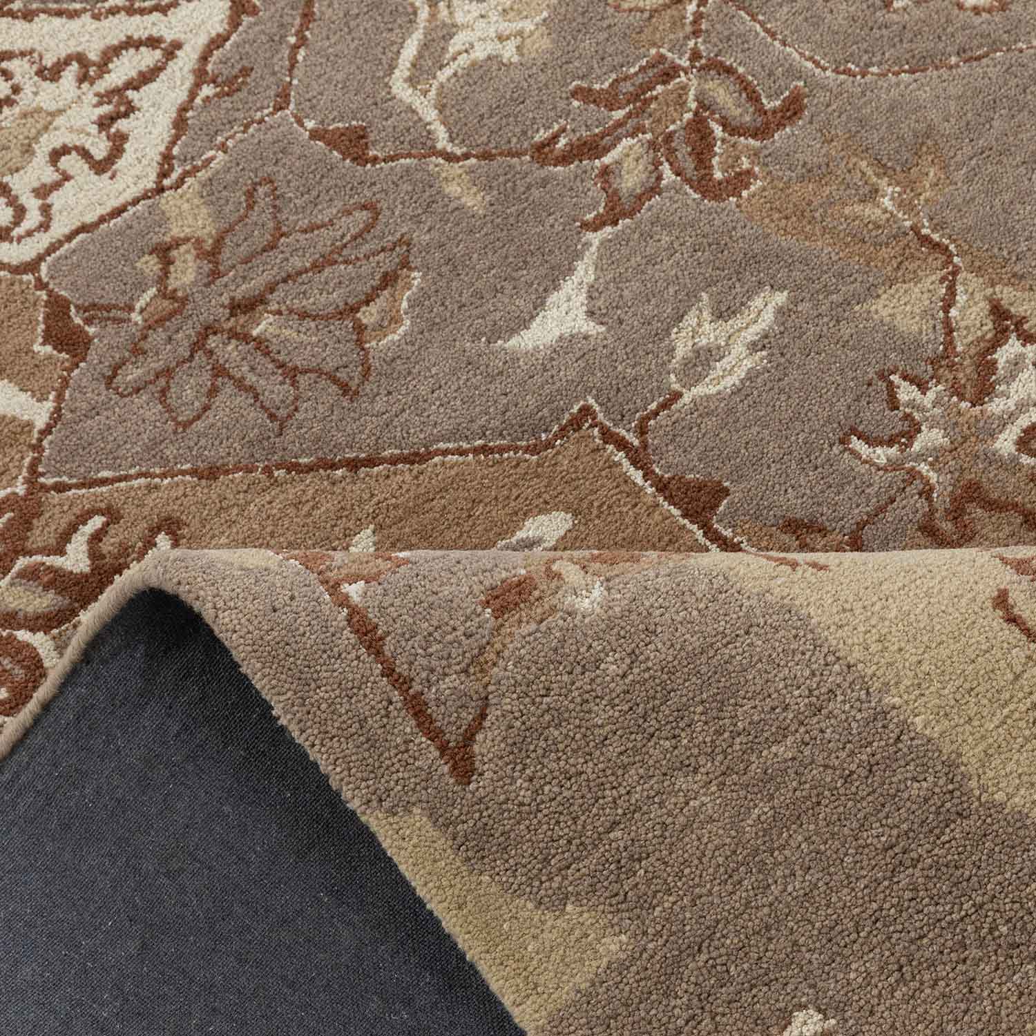 Umberak Hand Tufted Woollen Rug