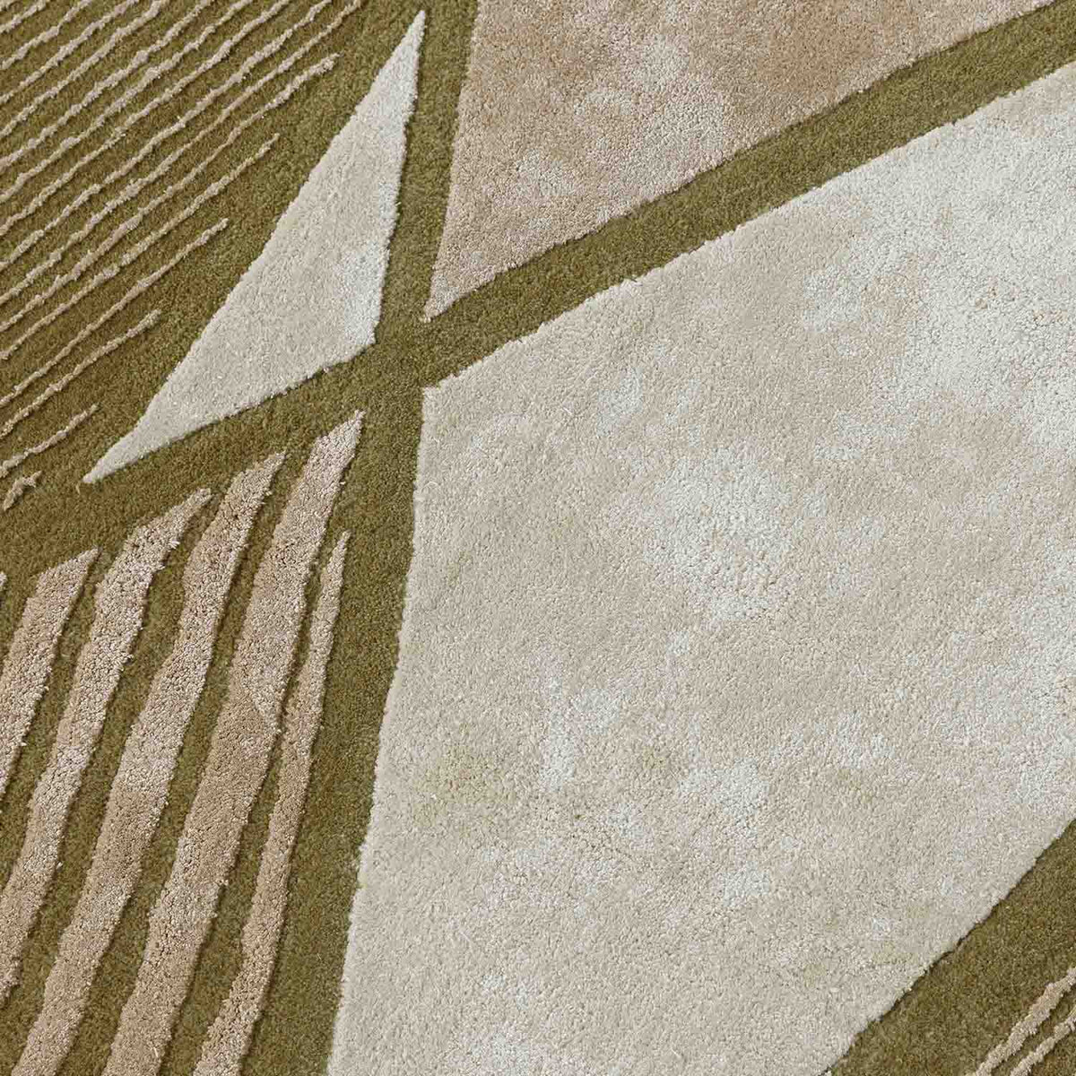 Interstice Hand Tufted Wool And Viscose Rug
