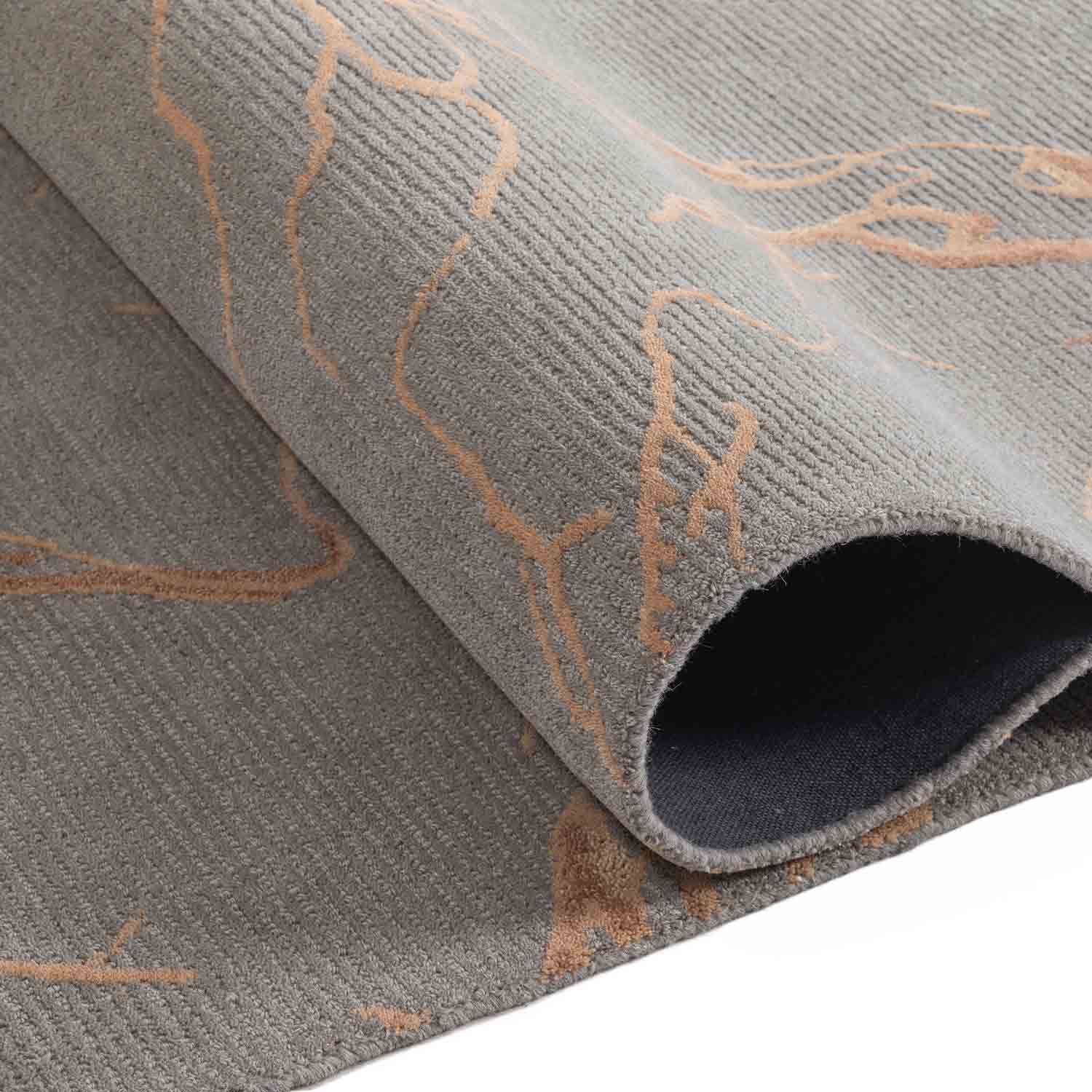 Golden Wave Hand Tufted Woollen And Viscose Rug