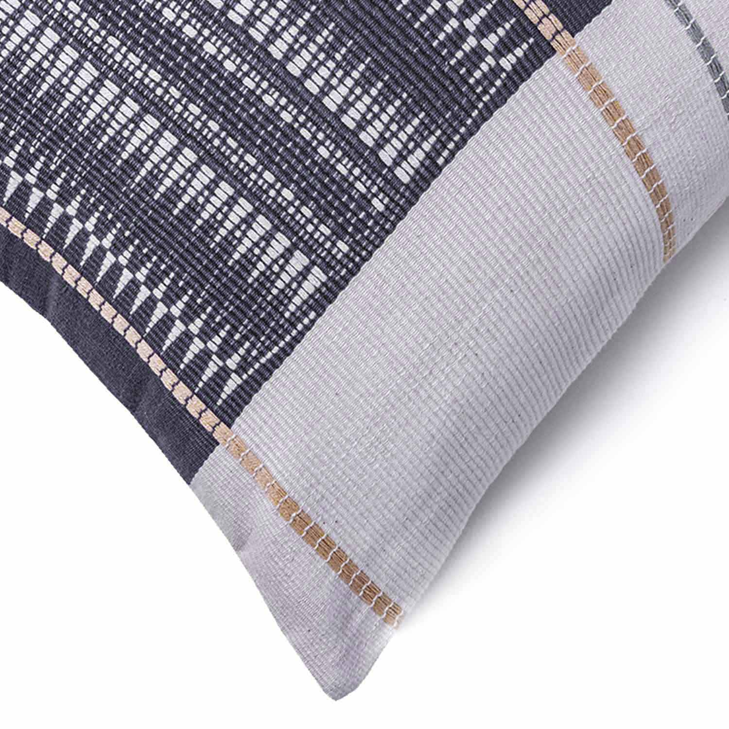 Luhevi Hand Woven Lumbar Cushion Cover