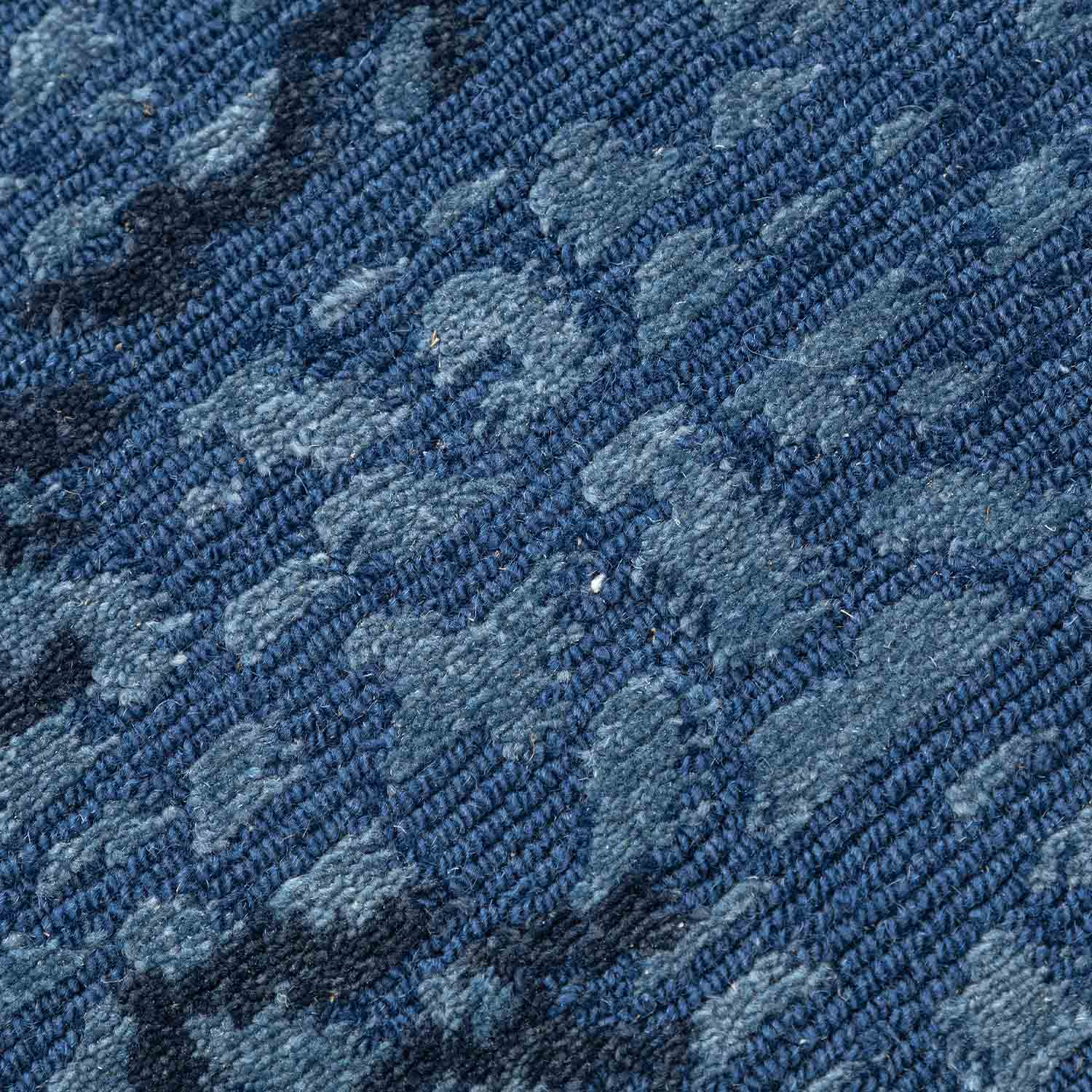 Neel Hand Knotted Woollen Rug