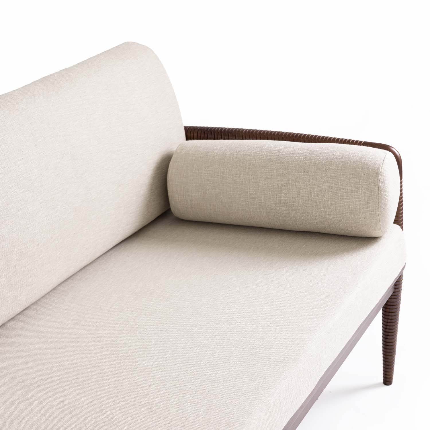 Terra Triple Seater (Wooden Piers)