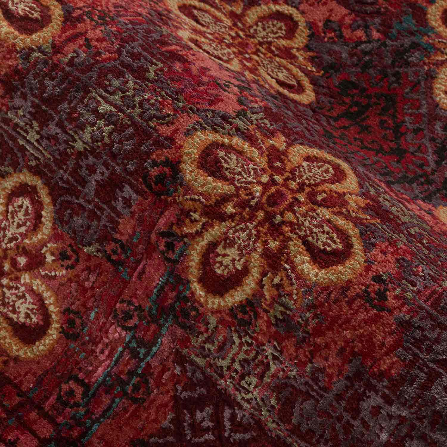Ruby Lattice Hand Knotted Woollen And Viscose Runner Rug