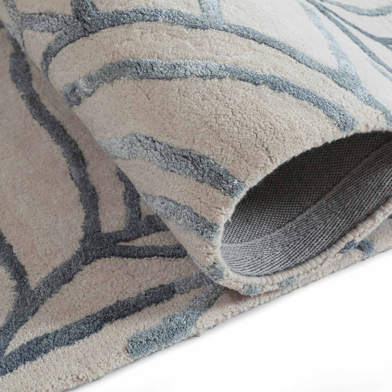 Ustica Hand Tufted Woollen And Viscose Rug By Mariella Ienna