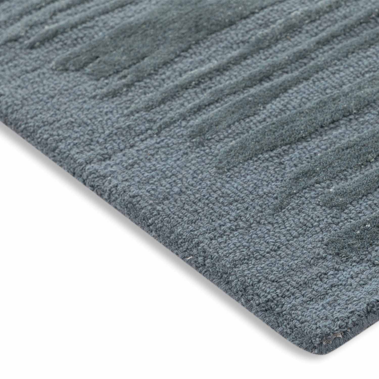 Khnurn Hand Tufted Woollen And Viscose Rug