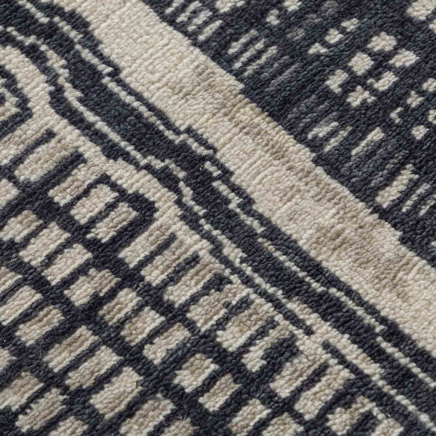 Barud Hand Knotted Woollen Rug by Abraham & Thakore