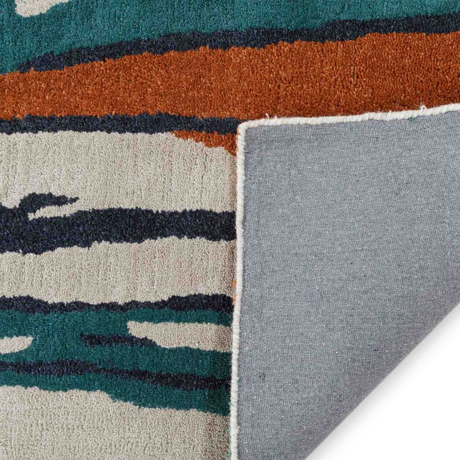 Ladu Hand Tufted Woollen Rug