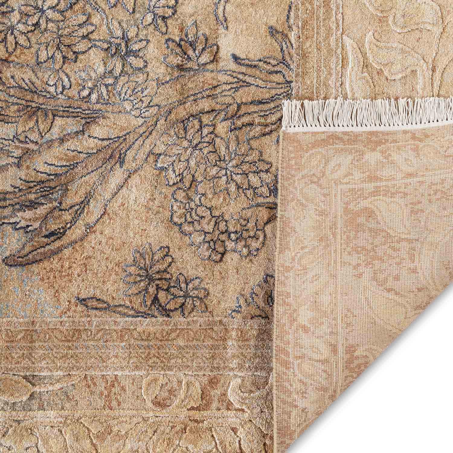 Vann-V Hand Knotted Silk Rug By Anju Modi