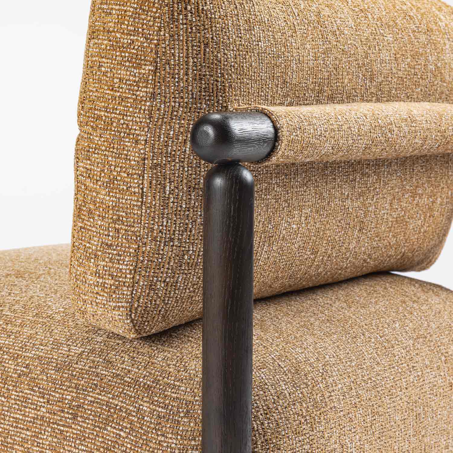 Billy Lounge Chair-Amber