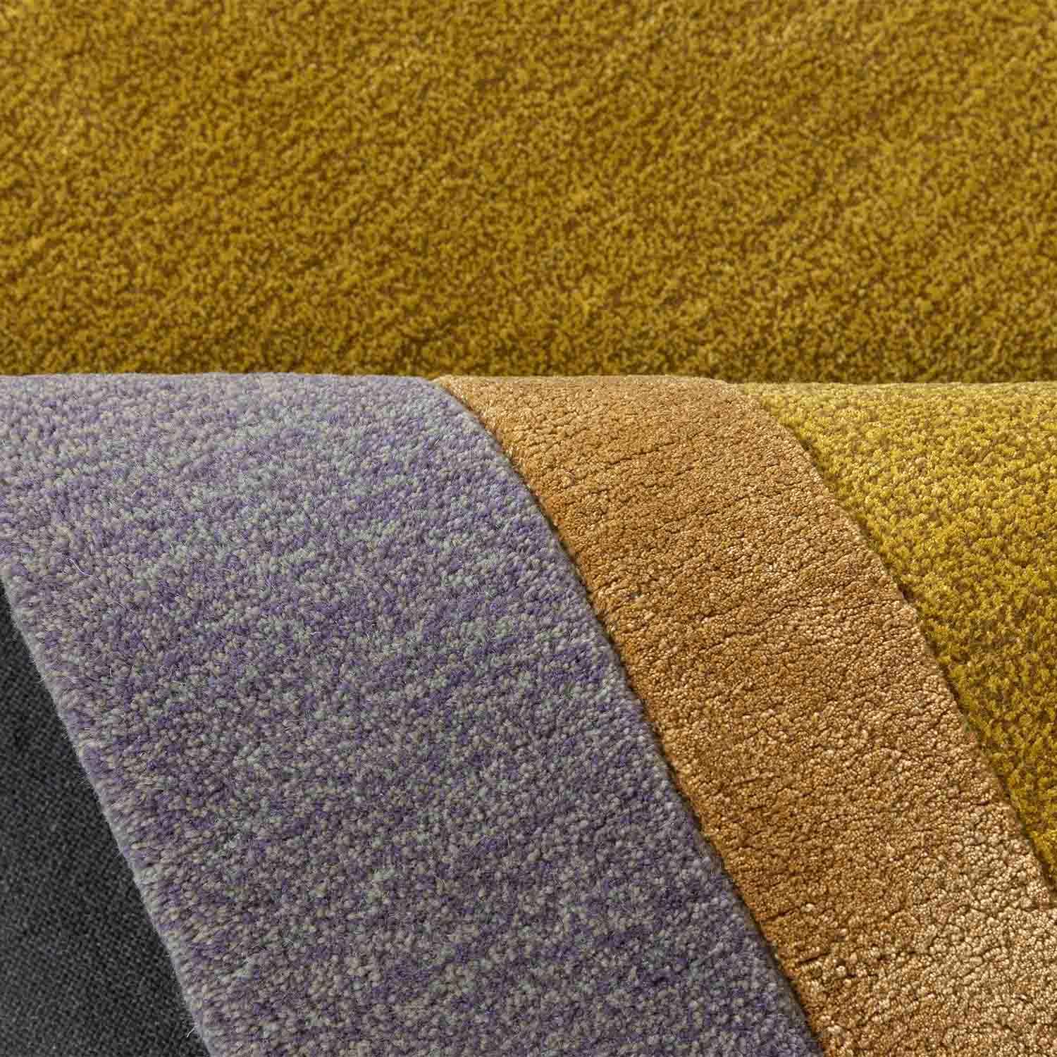 Chaubara Hand Tufted Woollen And Viscose Rug