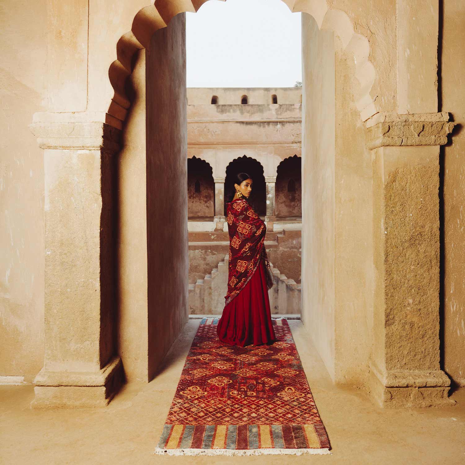 Ruby Lattice Hand Knotted Woollen And Viscose Runner Rug