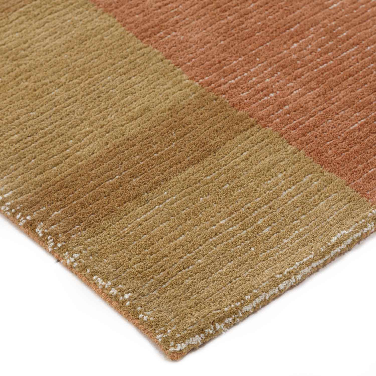 Iilahi rug by Obeetee - detail view