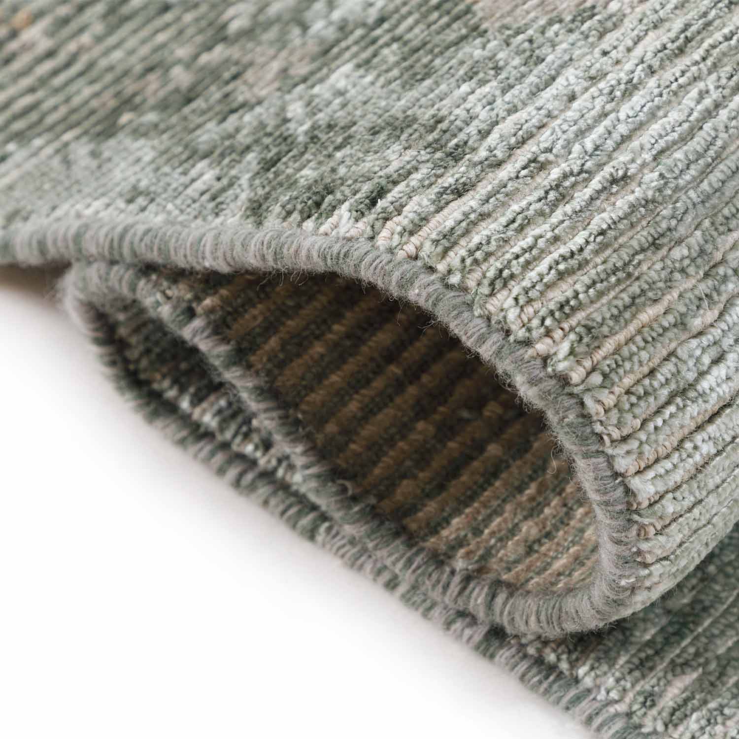 Gush Hand Knotted Viscose And Jute Rug