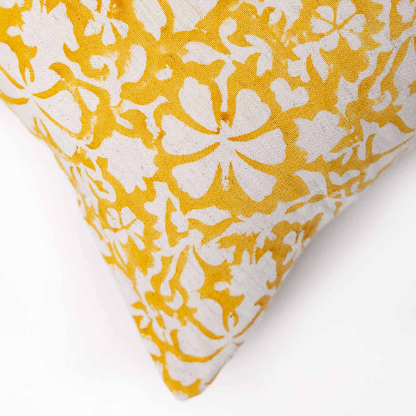 Daisy block printed cotton lumbar cushion cover by Obeetee - detail view