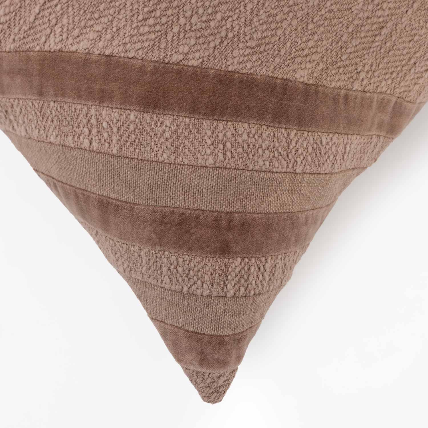 Cotton textured Savira Lumber Cushion Cover