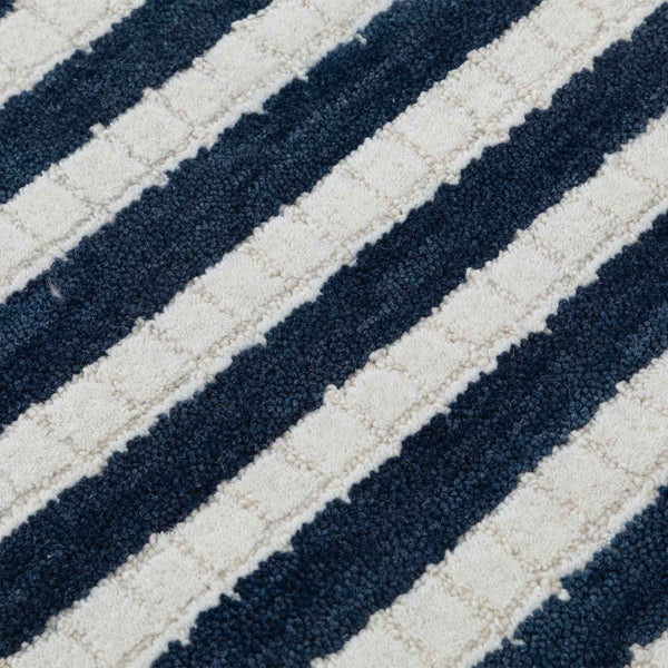 Ibby Hand Tufted Woollen Rug