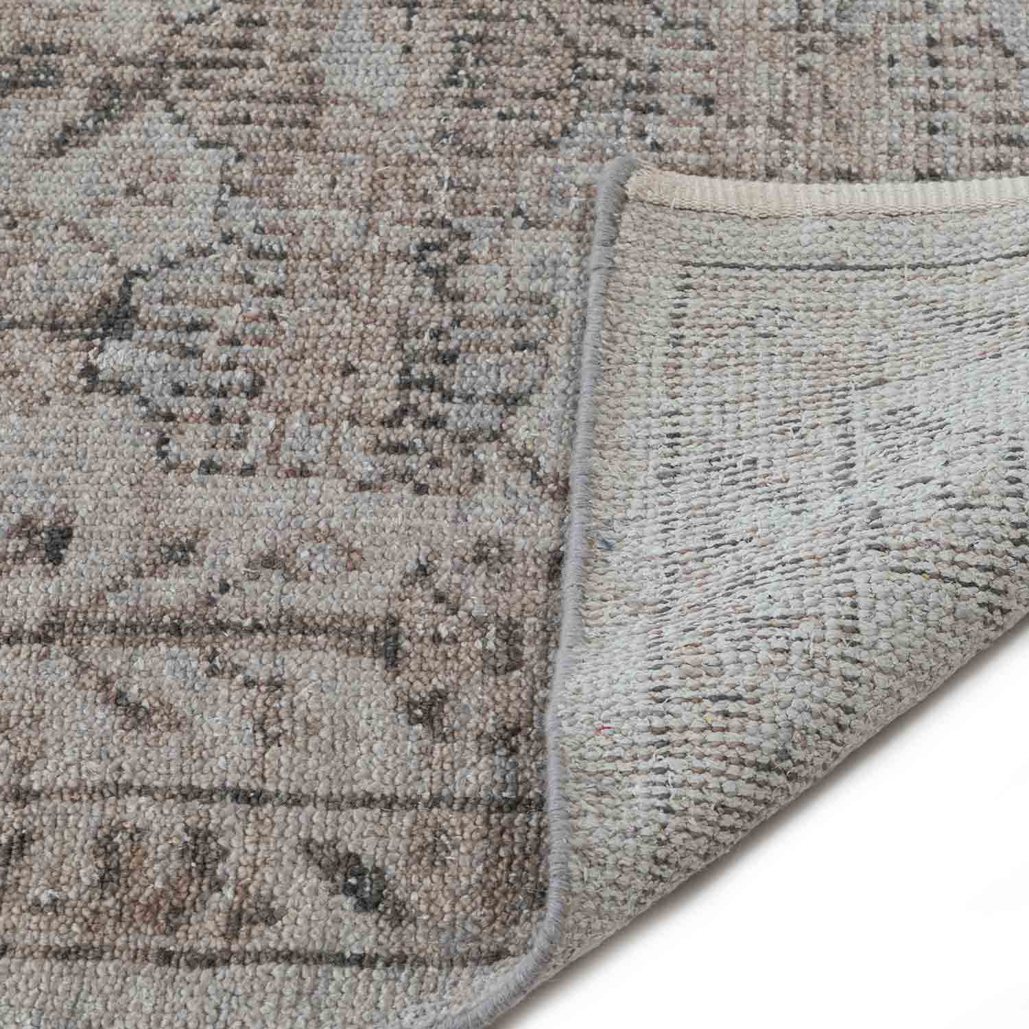 Wazim Hand Knotted Woollen Rug