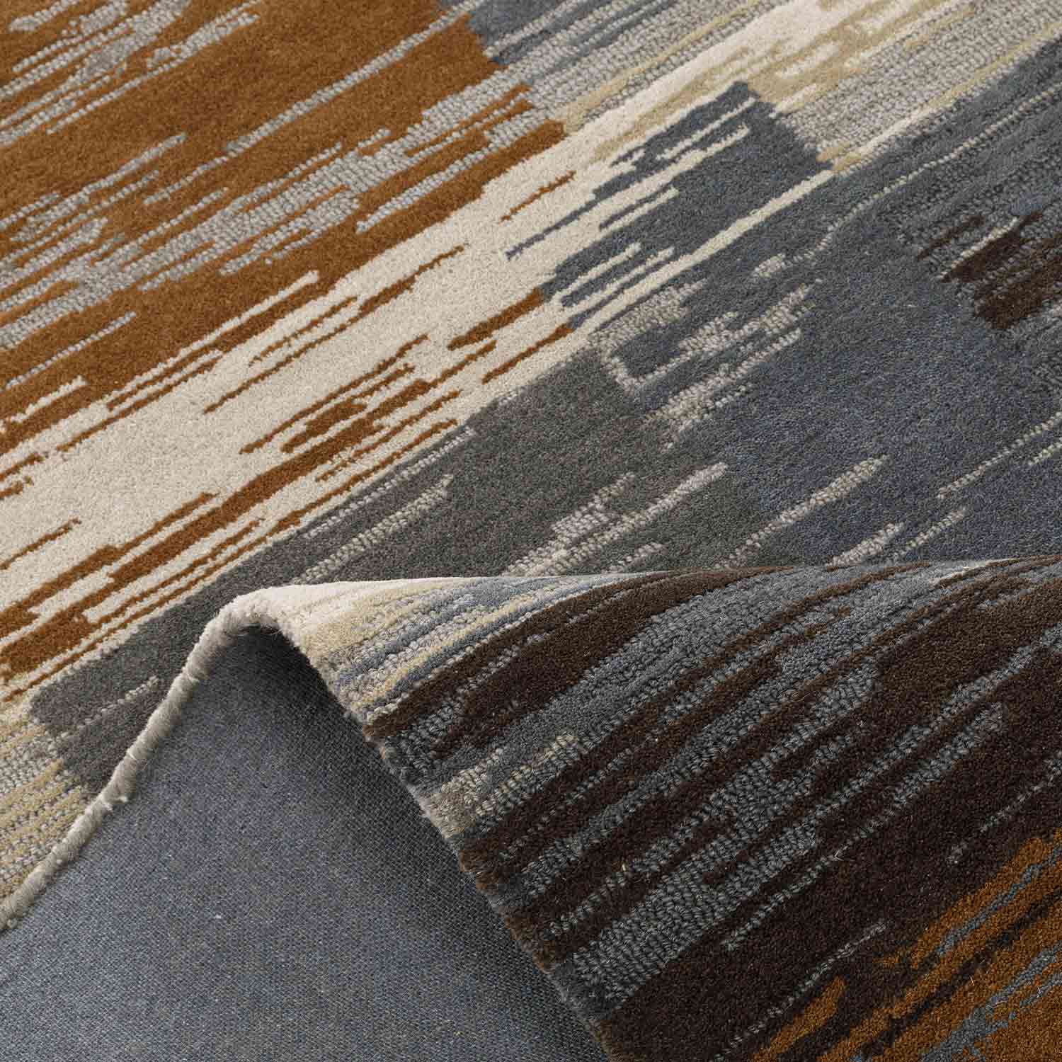 Neer Hand Tufted Woollen And Viscose Rug