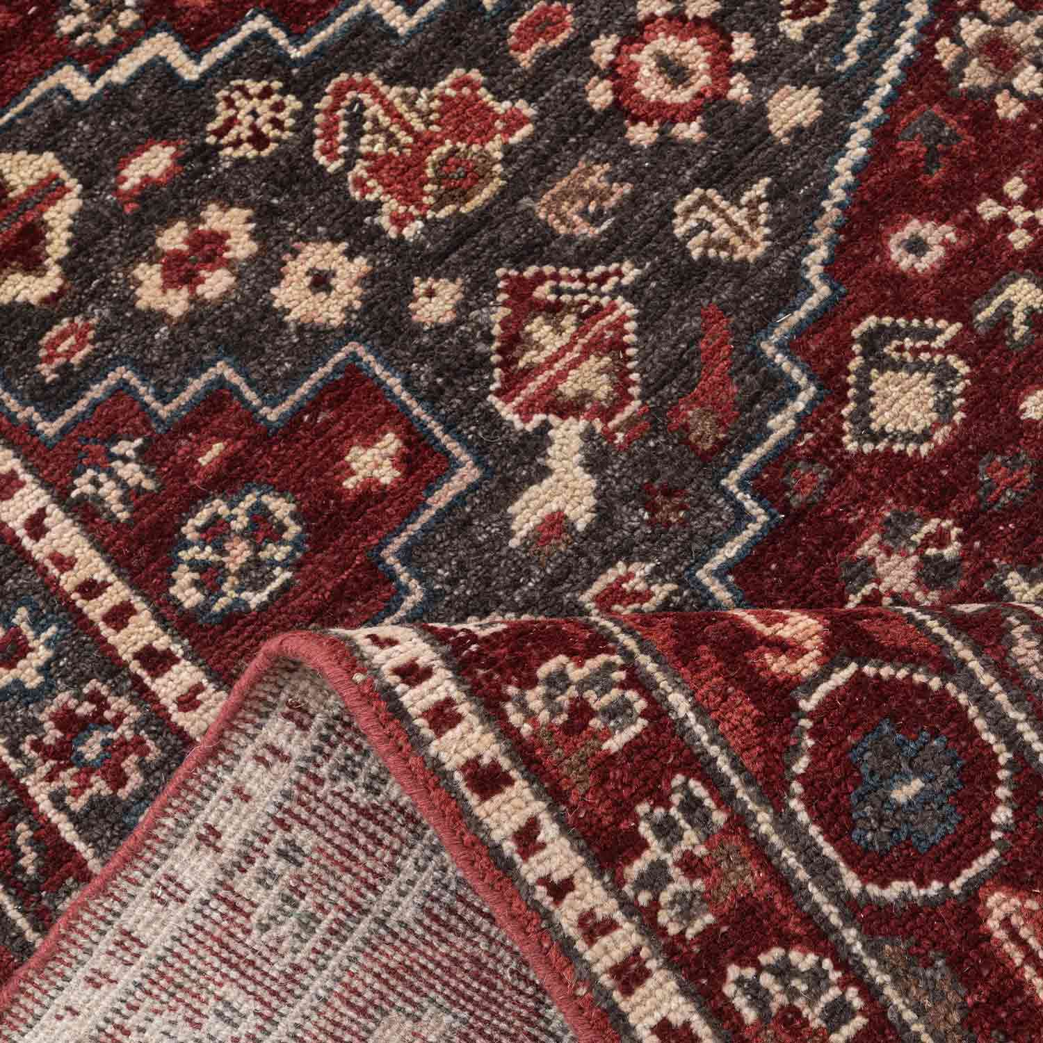 Ilchi Hand Knotted Woollen Rug