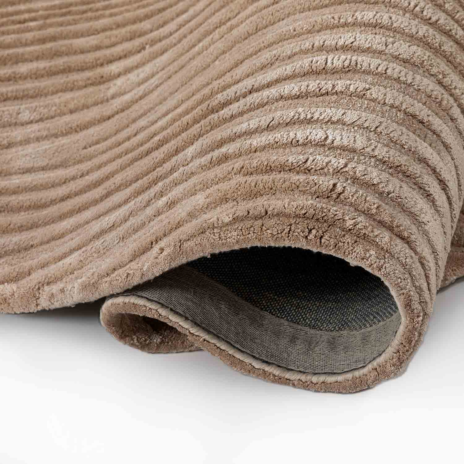 Caelum Hand Tufted Viscose Rug