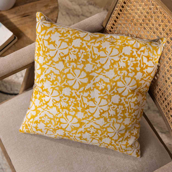 Daisy block printed cotton cushion cover by Obeetee - full view
