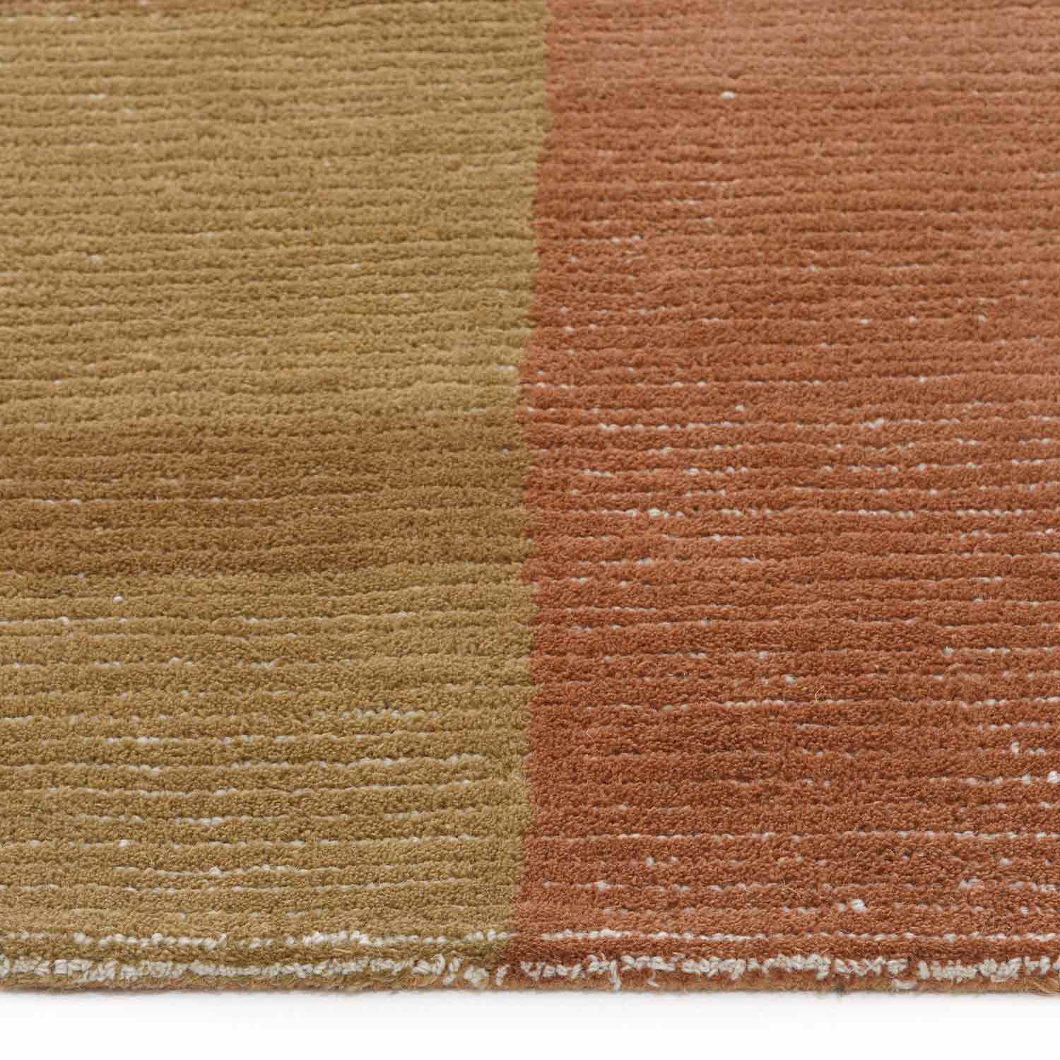 Iilahi rug by Obeetee - pattern detail