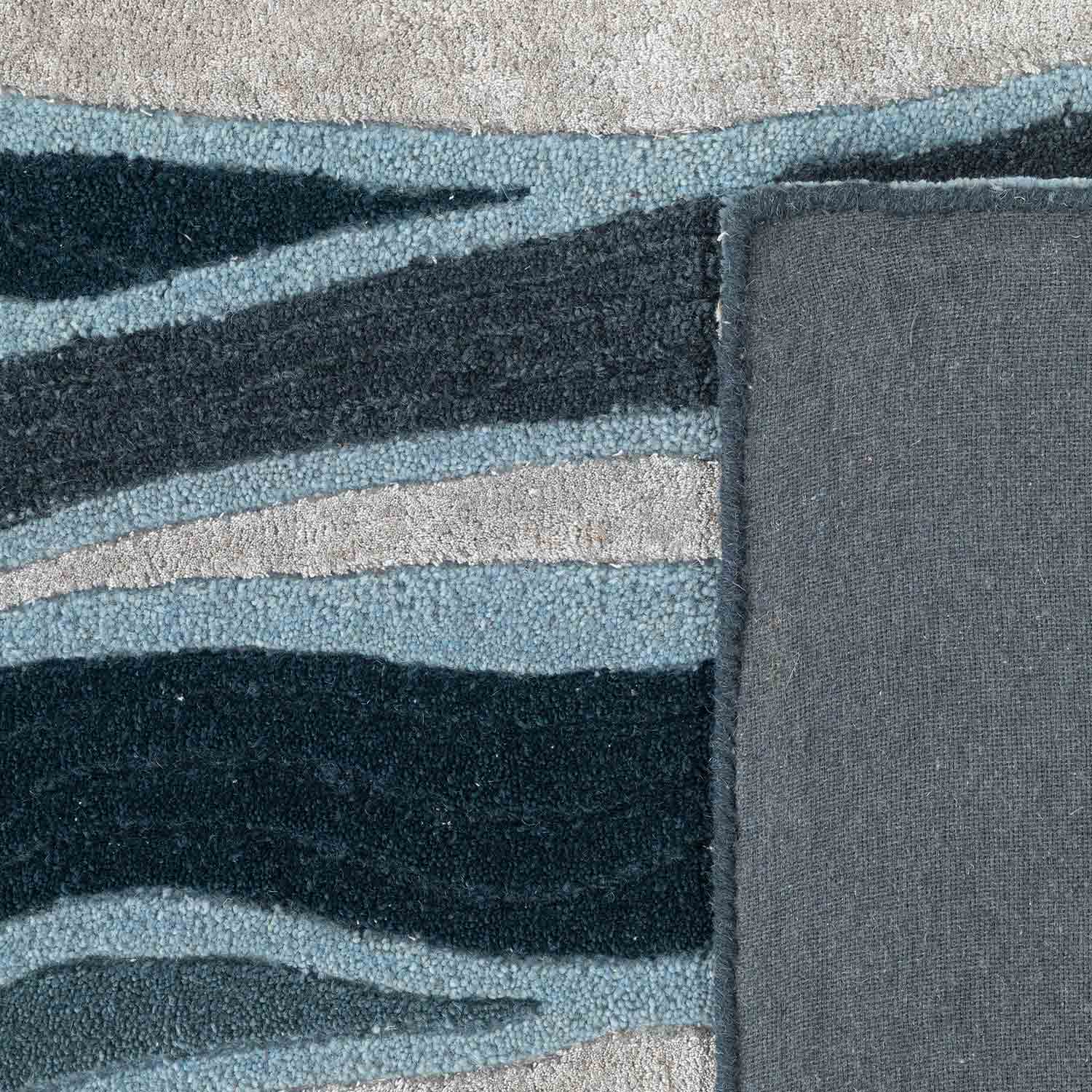 Obliq Hand Tufted Woollen And Viscose Rug