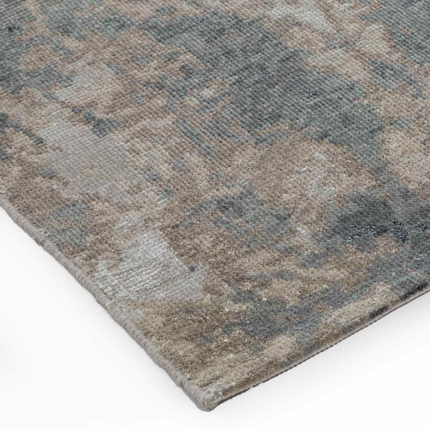 Saboor Hand Knotted Woollen Rug