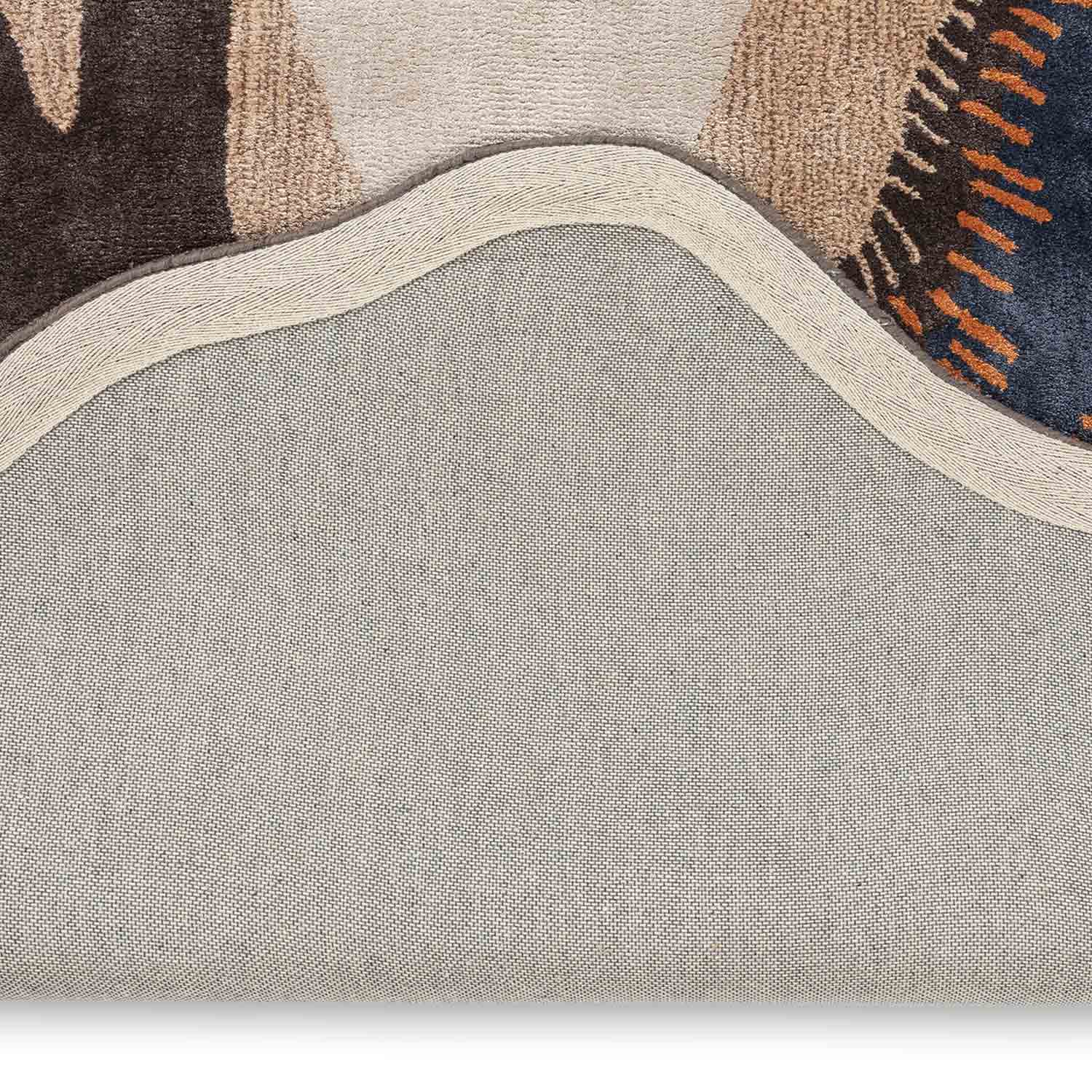 Elira Hand Tufted Viscose Rug