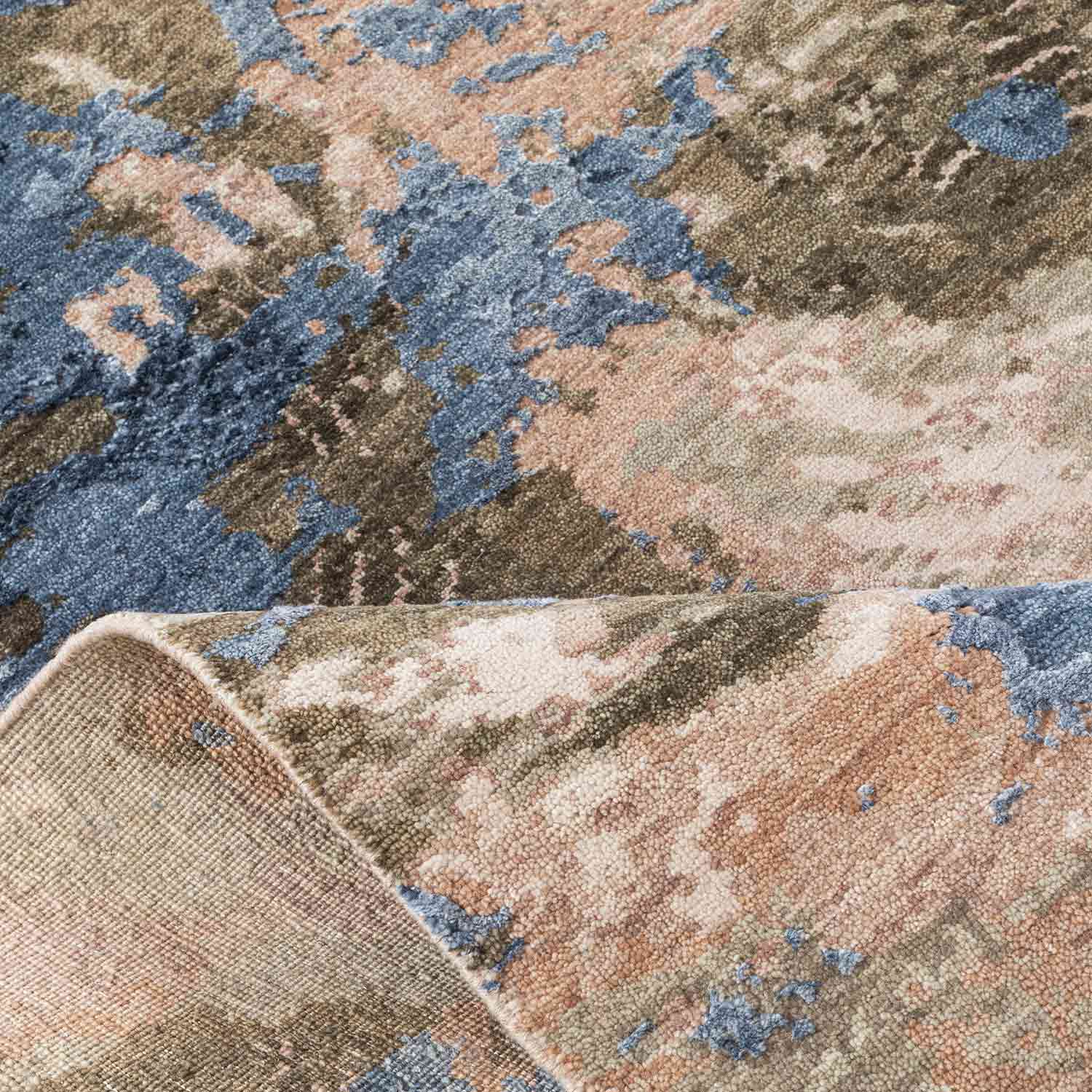 Nilvanya Hand Knotted Woollen And Silk Rug