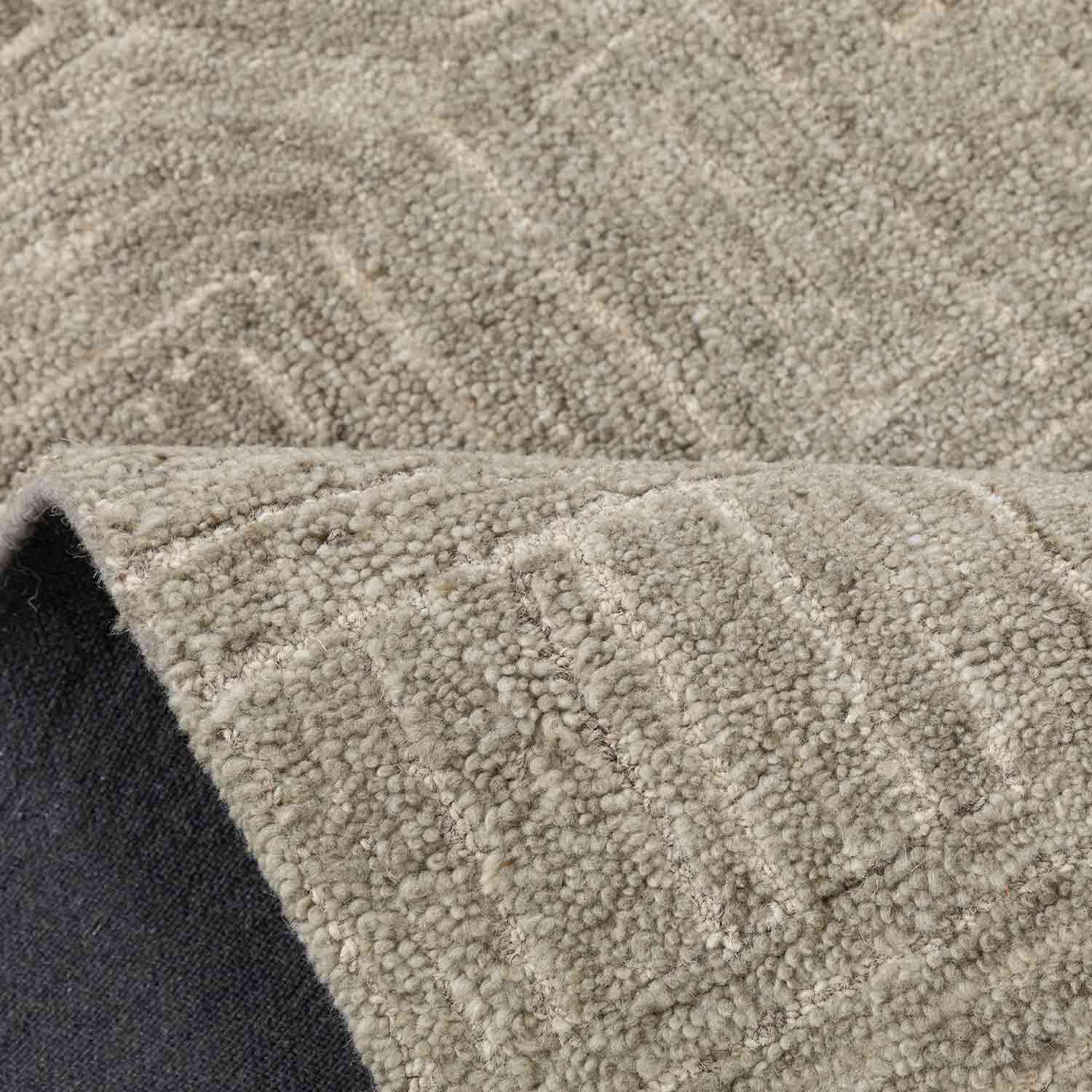 Chalk Floor Hand Tufted Woollen Rug