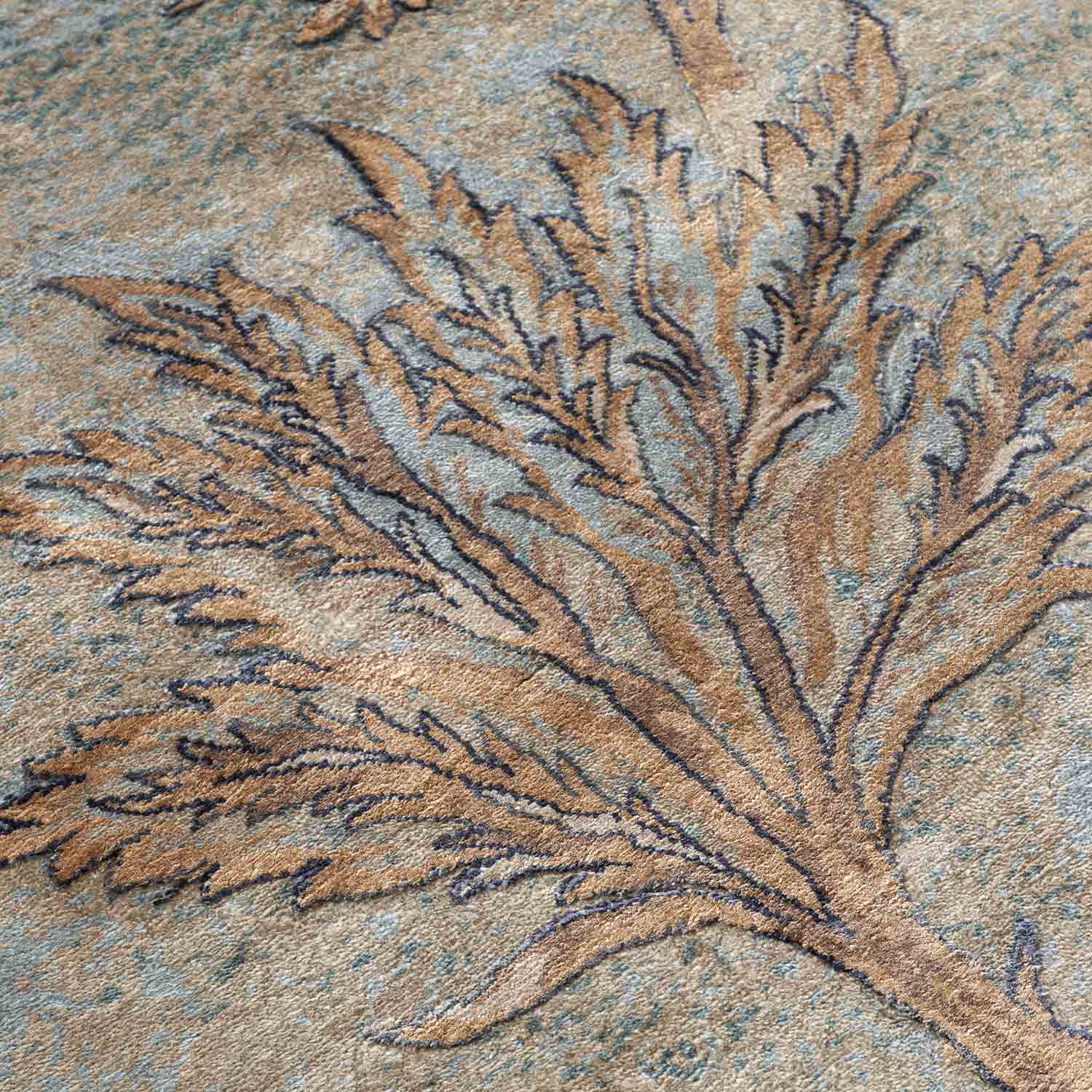 Vann-V Hand Knotted Silk Rug By Anju Modi