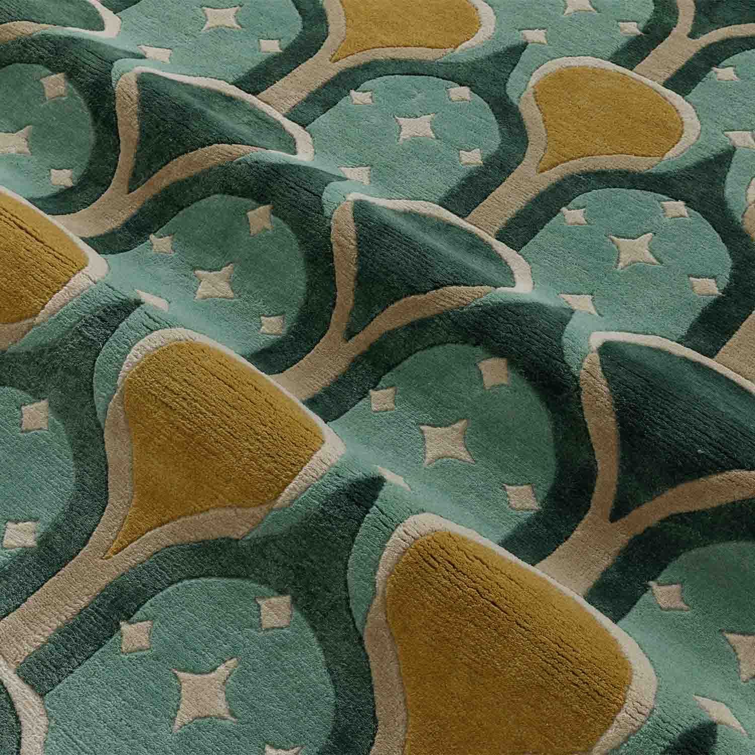 Gyantse Hand Knotted Woollen And Viscose Rug