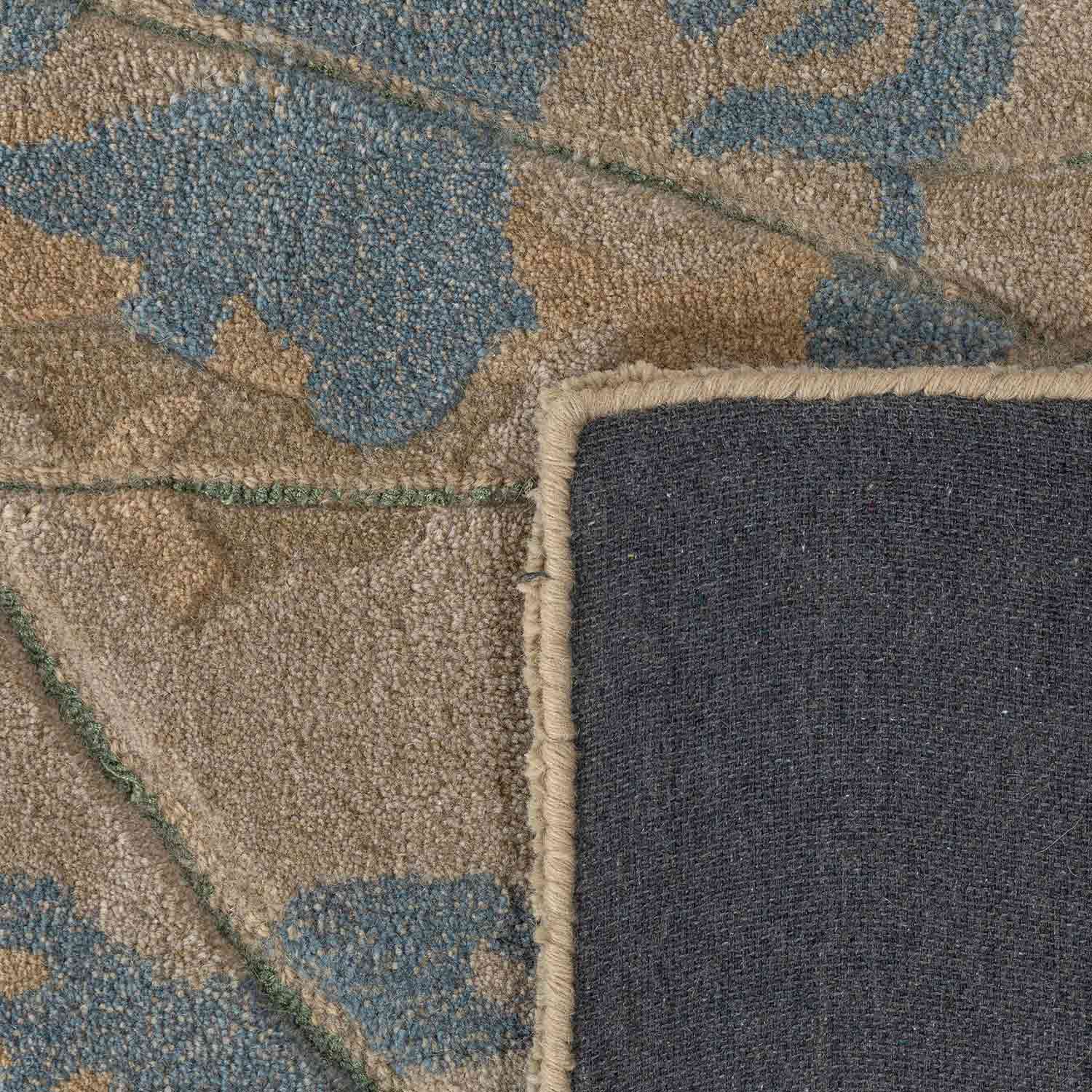 Lucent Hand Tufted Wool Rug