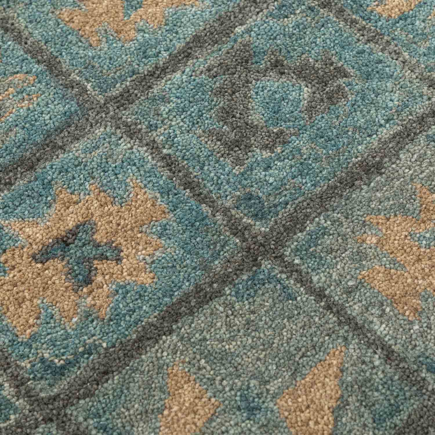 Coffered Hand Tufted Woollen And Viscose Rug