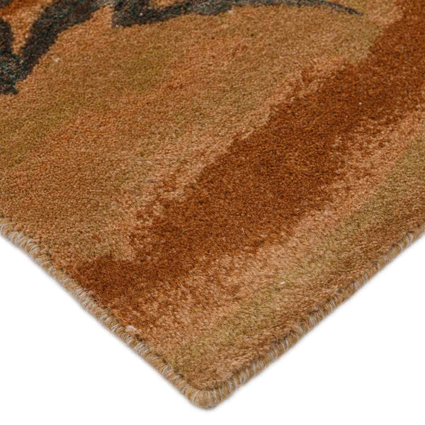 Persepolis hand knotted wool and viscose rug by Ashdeen for Obeetee - detail view