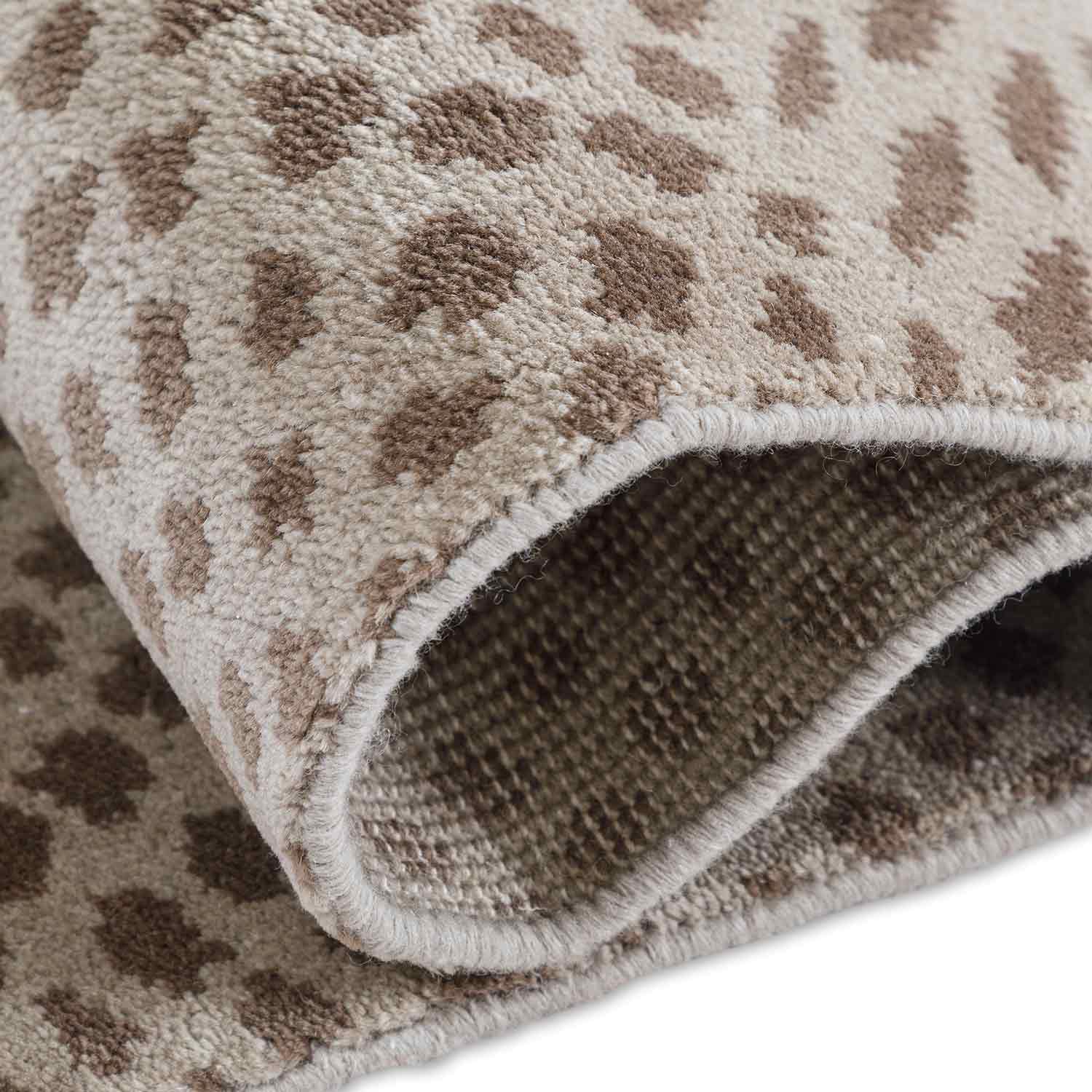 Bhuram Hand Knotted Woollen Rug