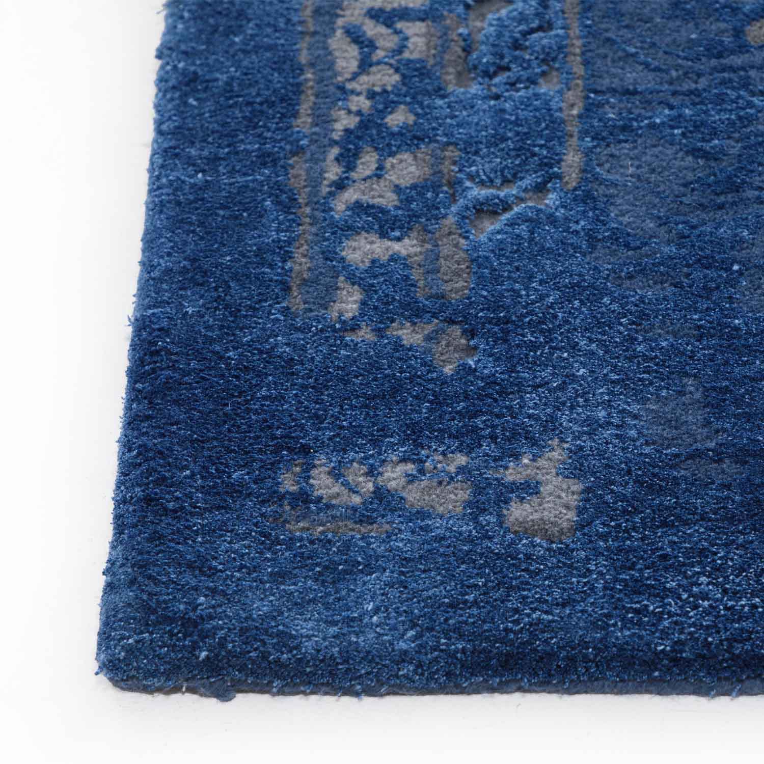Syahi Hand Tufted Woollen And Viscose Rug By Tarun Tahiliani