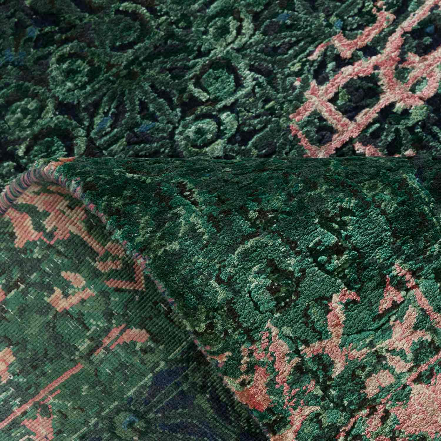 Ornamental Emerald Hand Knotted Woollen And Viscose Rug