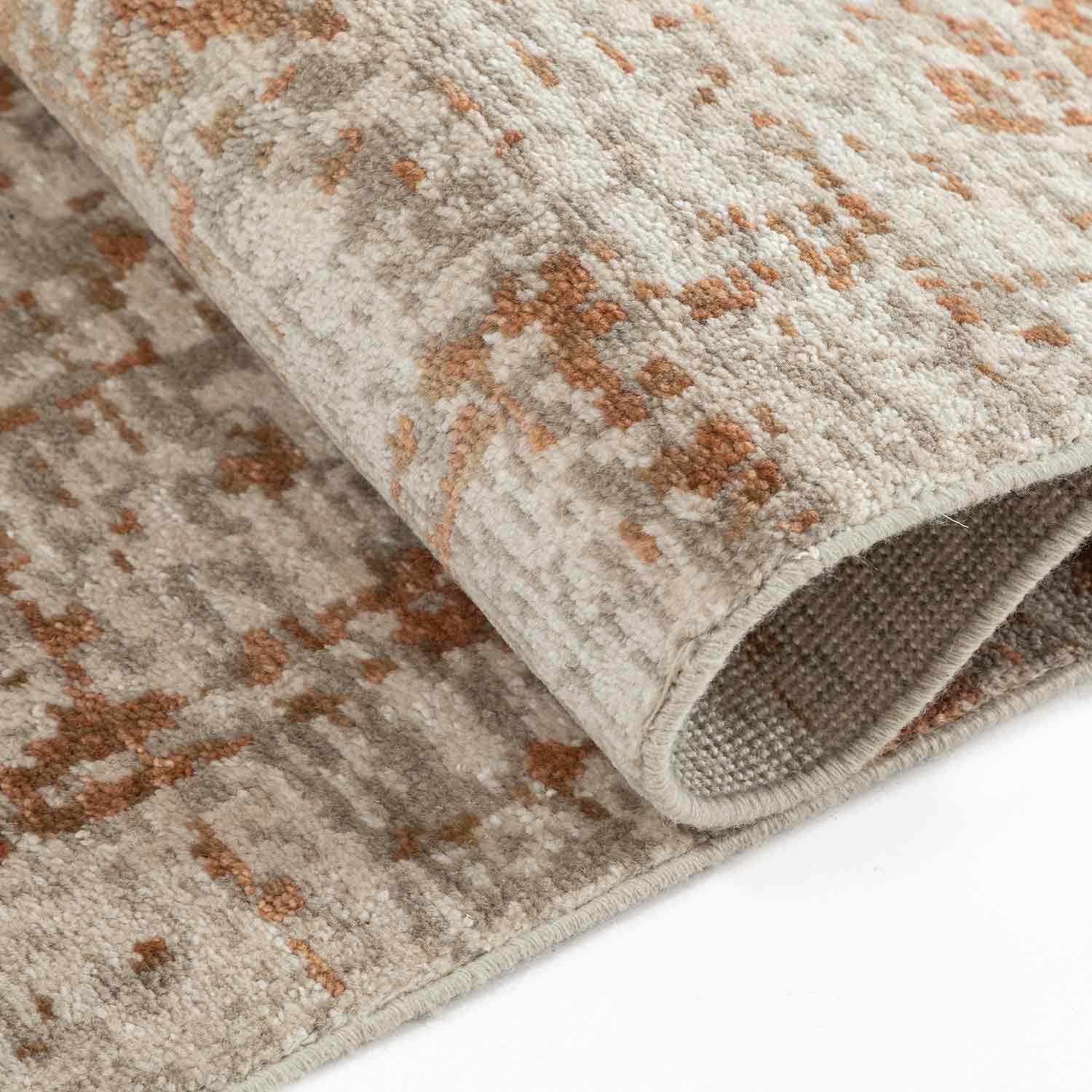 Amilla Hand Knotted Woollen Rug