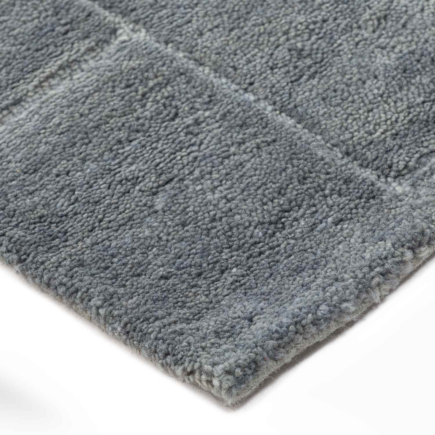 Relief Rug Hand Tufted Woollen Rug